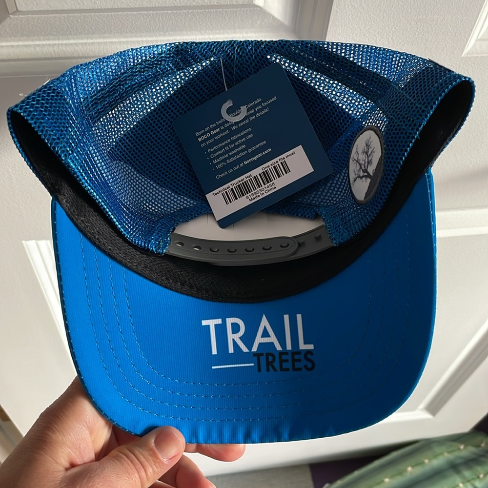 ✨NEW✨Boco Gear Trucker Hat with black & white photo of the Boulder Flatirons - Picture 5 of 12